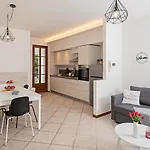 Σπίτι διακοπών Townhouse 71 - Regarda Travel