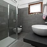 Townhouse 71 - Regarda Travel بيت للعطل باردولينو