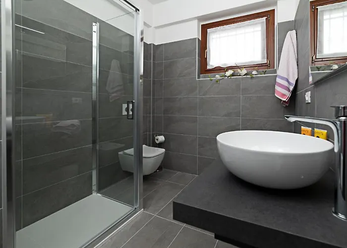 Townhouse 71 - Regarda Travel Hébergement de vacances Bardolino