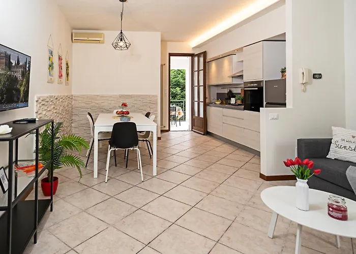 Townhouse 71 - Regarda Travel *