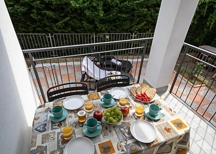 Дом отдыха Townhouse 71 - Regarda Travel Бардолино