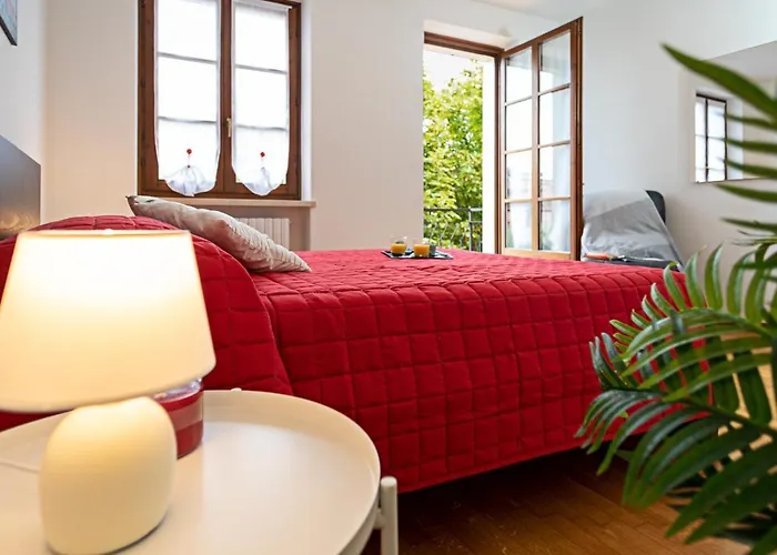 Townhouse 71 - Regarda Travel * Бардолино